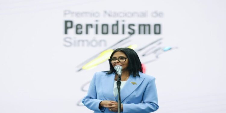 Celebración informativa: Presidenta Delcy Rodríguez lidera entrega del ‘Premio Nacional de Periodismo Simón Bolívar 2026’