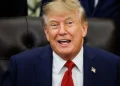 Trump dice que el arco del triunfo de Washington será un complejo militar con drones y francotiradores