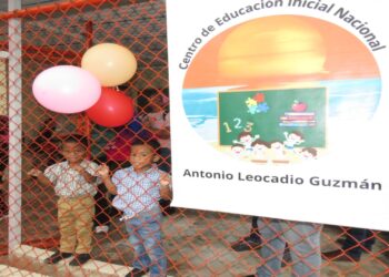 Circuito Comunal Chiquinquirá 1 entrega rehabilitado el CEIN ‘Antonio Leocadio Guzmán’ en Maracaibo
