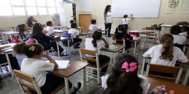 Ministerio de Educación reafirma la fecha de inicio del nuevo año escolar 2026-2027