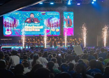 Fundación Nacional de la Gaita impulsa a las nuevas generaciones con una histórica entrega de más de 140 instrumentos a las 20 agrupaciones ganadoras del 2.º Festival Nacional de Gaitas
