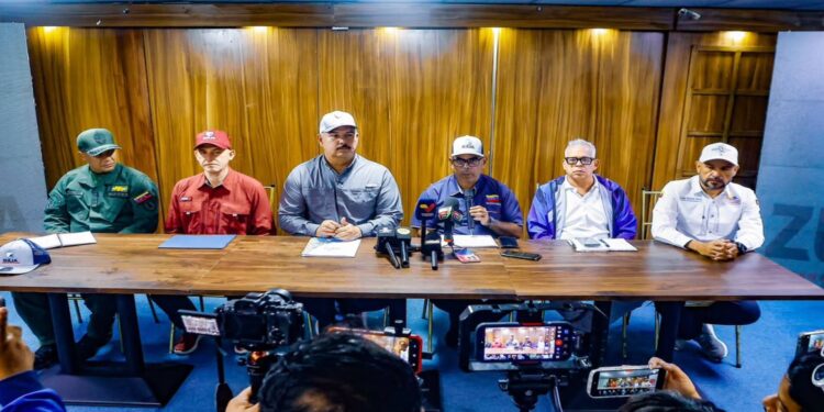 El gobernador Luis Caldera y el vicepresidente de Obras Públicas inician rehabilitación de la calle 148 de San Francisco