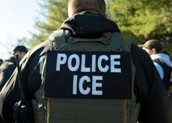 Ataque del ICE a migrante venezolano genera protestas en Austin