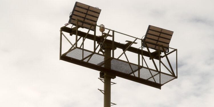 La próxima semana probarán nuevas torres de iluminación del estadio Alejandro Borges