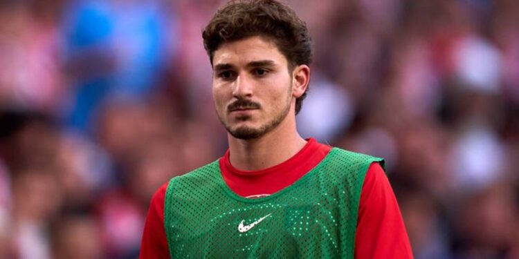 Julián Álvarez regresa a una convocatoria del Atlético de Madrid tras el ruido del mercado de fichajes