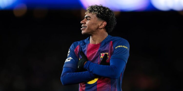 Lamine Yamal cree que el Balón de Oro debe ser para un jugador «con magía»