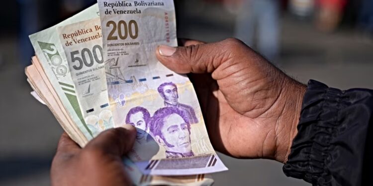 ¡Atención docentes! Prevén inminente abono de nómina para el sector educativo