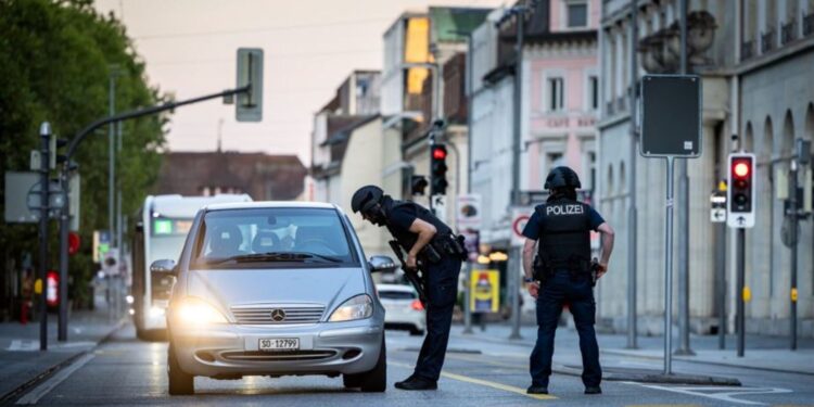 Autor de tiroteo en Suiza se entrega a las autoridades y admite que actuó sin ayuda