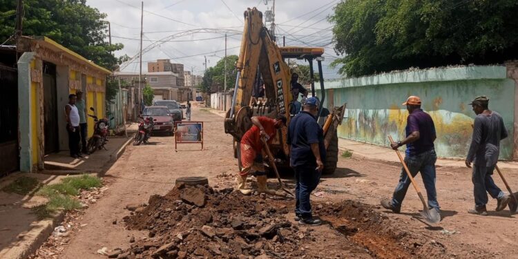 Alcaldía Bolivariana de Maracaibo sustituyó colectores en tres parroquias de la ciudad