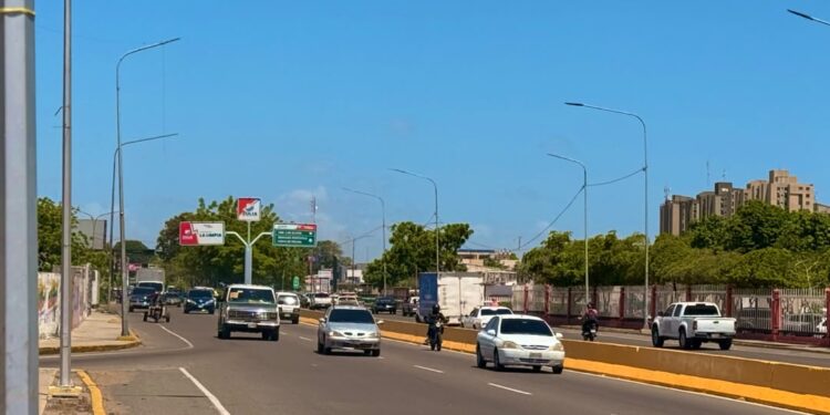 Gobernación consolida plan de demarcación y recuperación vial en el Zulia con más de 80 kilómetros atendidos