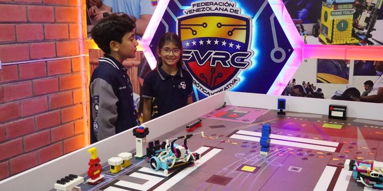 Ana Clara Di Martino: “Alcaldía de Maracaibo entrega primera sede regional de robótica”