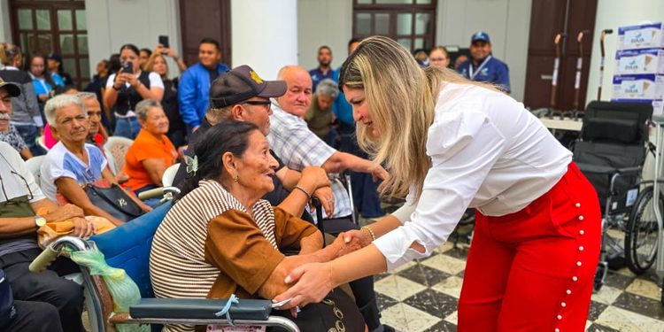 Beneficiarios de ayudas sociales en Zulia destacan la eficacia del 1×10 del Buen Gobierno y la gestión regional