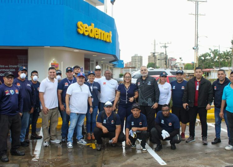 Dependencias de la Alcaldía de Maracaibo se activaron en plan dominical de embellecimiento de la ciudad