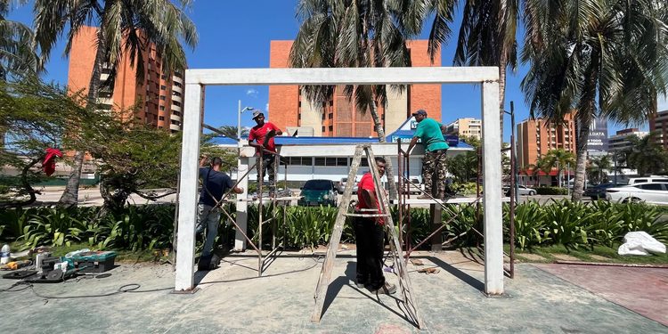 ‎Alcaldía de Maracaibo instala primera parada digital en calle 72 con avenida Bella Vista