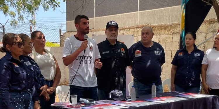 ‎200 familias del oeste marabino recibieron las nomenclaturas de sus viviendas en la parroquia Francisco Eugenio Bustamante