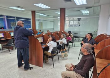 Gobernación del Zulia impulsa la alfabetización tecnológica de adultos mayores a través de la Casa del Abuelo