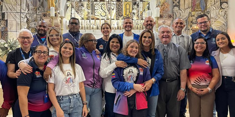Atendidos abuelos y abuelas vulnerables con jornada integral en Iglesia Padre Claret