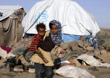 La escalada de conflicto con Arabia Saudita genera el desplazamiento de más de 100.000 personas en Yemen
