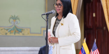 Elecciones en Venezuela: Delcy Rodríguez aclara la fecha durante el encuentro con Chris Wright