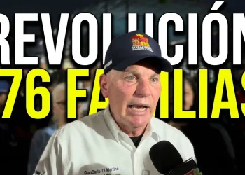 Alcalde Di Martino entrega certificados de bienhechurías a 172 comerciantes de La Curva de Molina