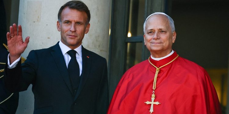 El histórico encuentro entre el papa León XIV y Emmanuel Macron: debate sobre la laicidad y la dignidad humana en el Elíseo