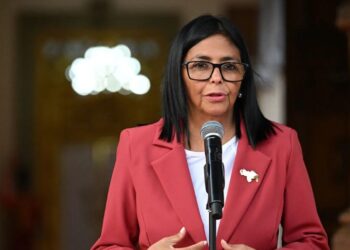 Delcy Rodríguez felicita al CEOFANB en su 21° aniversario y destaca su rol en la defensa de la soberanía nacional
