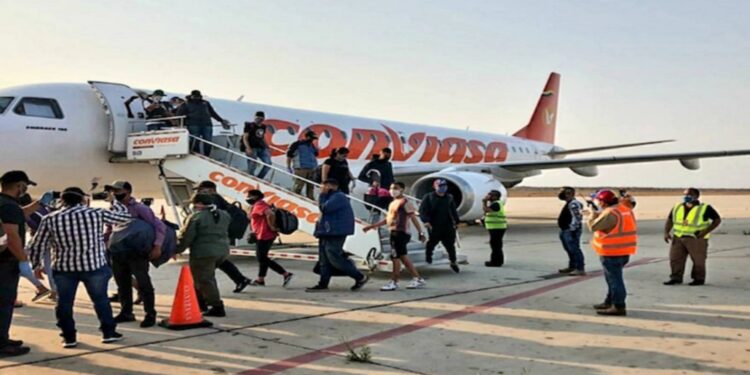 Regresan a Venezuela 200 connacionales desde EE. UU. gracias a la ‘Gran Misión Vuelta a la Patria’