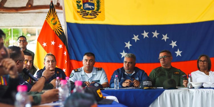 Gabinete de Seguridad Municipal dota de insumos a organismos de seguridad en Brion