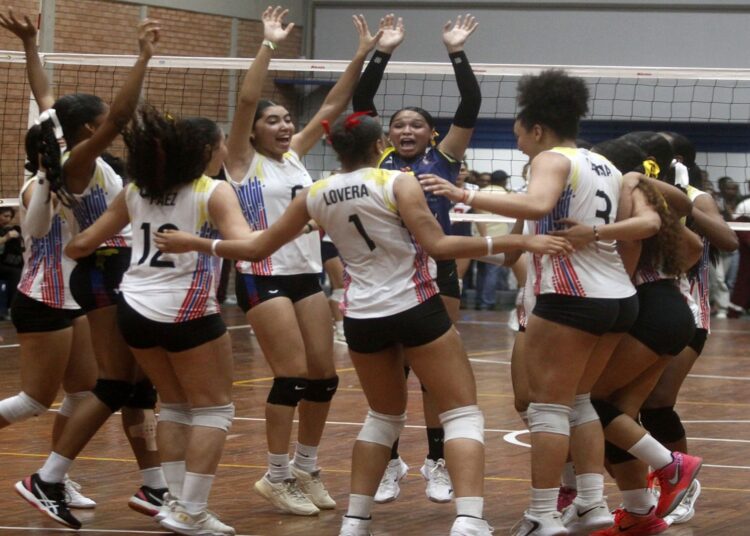La Vinotinto U19 vence a Perú y calienta motores para el Suramericano de Voleibol Femenino 2026