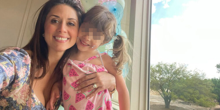 Madre mata a su hija de 4 años a tiros y luego intenta suicidarse tras perder la custodia