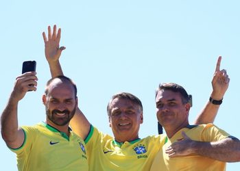 La Justicia de Brasil ordena el arresto de un hijo de Bolsonaro