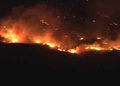 Caos en California: incendios se expanden, cortan la electricidad y fuerzan evacuaciones