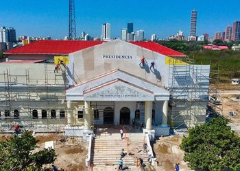 FOTOS: La estrafalaria ‘Casa Blanca’ del Caribe se convierte en nueva sede presidencial en Colombia