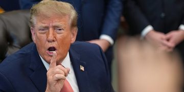 «¿Eres una persona enferma?»: el brutal ataque de Trump a un reportero (VIDEO)