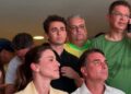 FOTOS: Así reaccionó el equipo de Flávio Bolsonaro a la derrota frente a Lula en la segunda vuelta