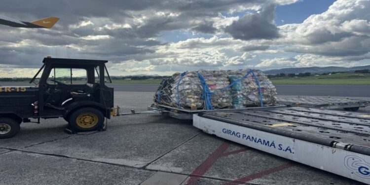 Ayuda humanitaria enviada desde Venezuela llega a Panamá tras el terremoto