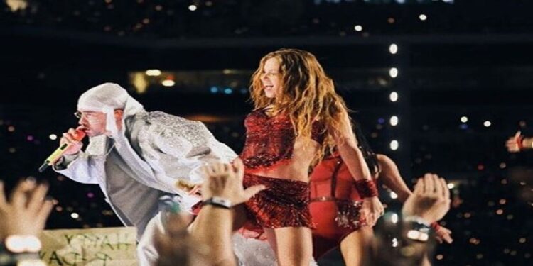 Shakira y Bad Bunny entran en la lista de los 10 artistas mejor pagados del mundo: ¿Cuánto ganan?