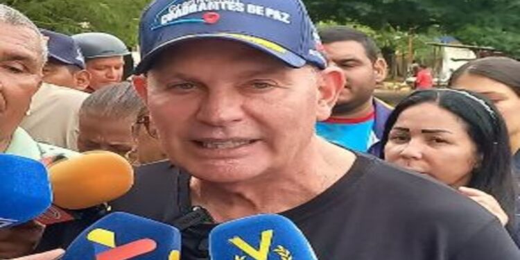 Alcalde Di Martino: Se logró controlar desbordamiento de Cañada Morillo en tramo El Varillal