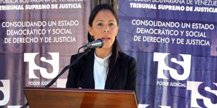 Exmagistrada del TSJ denuncia supuesta coacción para inhabilitar a María Corina Machado