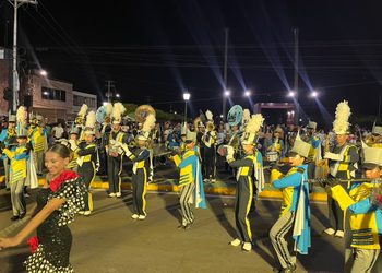 Con éxito se lleva a cabo el tradicional desfile municipal por la 55.ª Edición de la Feria de la Virgen del Rosario en Cabimas