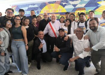 Alcaldía de Maracaibo confirió Orden San Sebastián al exmagistrado Luis Damiani
