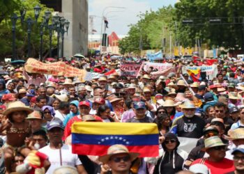 En Maracaibo salió el pueblo a la calle en tributo a la ‘Resistencia Indígena’