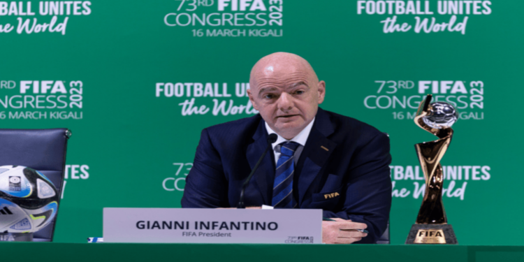 Infantino se queda sin el apoyo de Suiza en su intento de ser reelegido como presidente de la FIFA