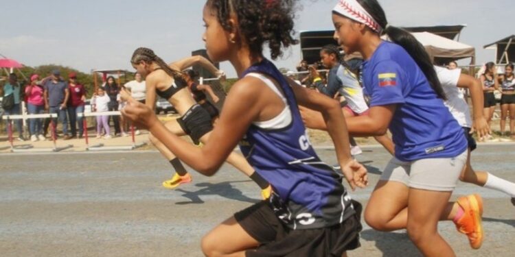Maracaibo lidera la delegación zuliana que partió a los Juegos Nacionales Comunales 2026