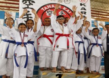 Dojo IMDEPREC brilla con oro y plata en el 54.º Campeonato Nacional de Karate Do Tanabe Venezuela
