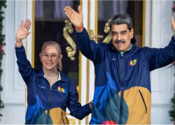 Nuevas acusaciones: EE. UU. presenta nuevos cargos contra Maduro y Cilia Flores por presuntas torturas a estadounidenses
