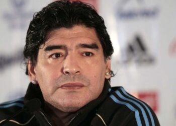 La Justicia argentina declara inocente a un médico imputado por la muerte de Maradona