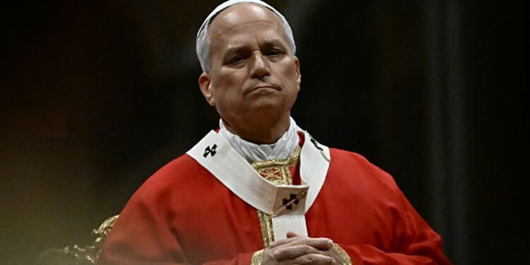 El papa León XIV ya está en el hospital para ser operado este 13 de octubre de un nódulo en un pulmón