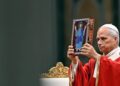 Papa León XIV inicia fisioterapia respiratoria tras una evolución postoperatoria favorable