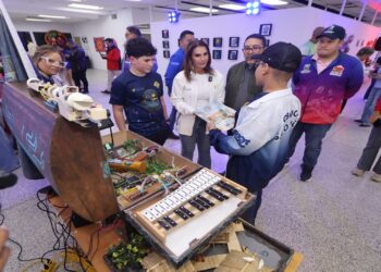 Alcaldía de Maracaibo patrocina a 4 equipos que participarán en la World Robot Olympiad 2026